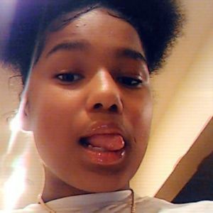 Meet your Posher, Alexiana